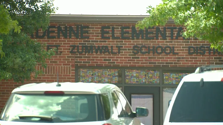 Fort Zumwalt mom asks school district to enforce m...