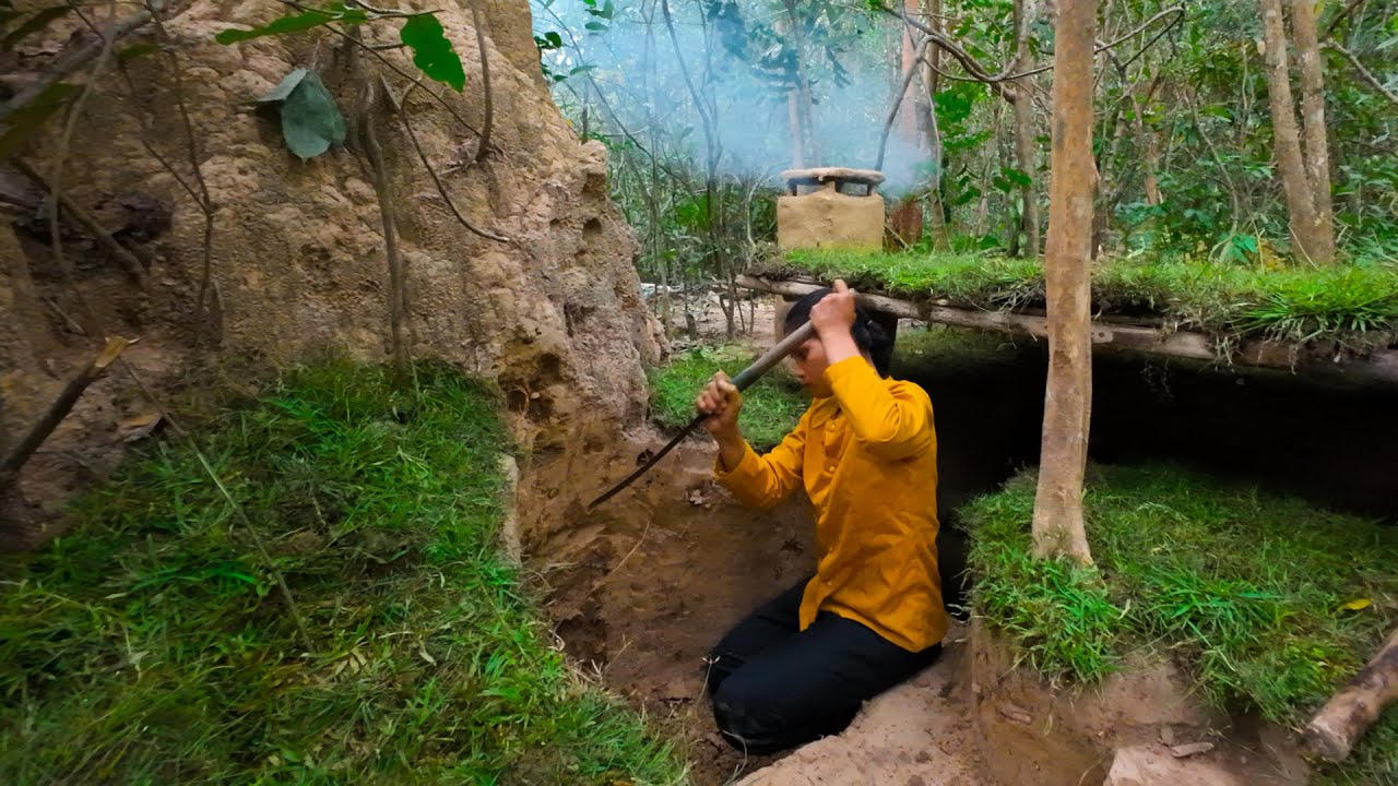 Girl Living Off Grid, Built The Most Secret Underground Shelter by ...