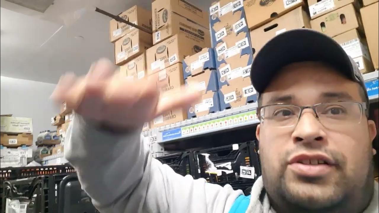 Walmart associate working at WalMart sucks! YouTube