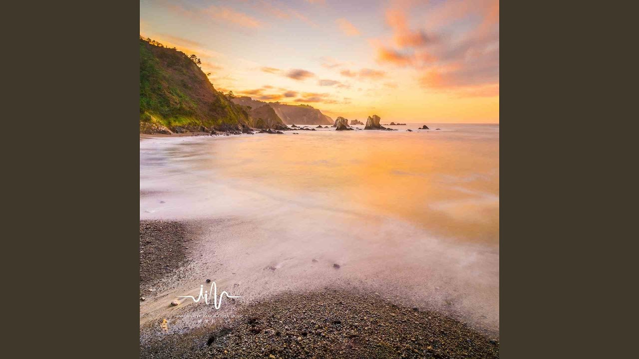 Watch 水中深处 (舒缓曲) on YouTube