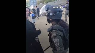غضب إسرائيلي بعد انتشار صور توثّق تعنـيف الشرطة الإسرائيلية لمتديّنين يهود