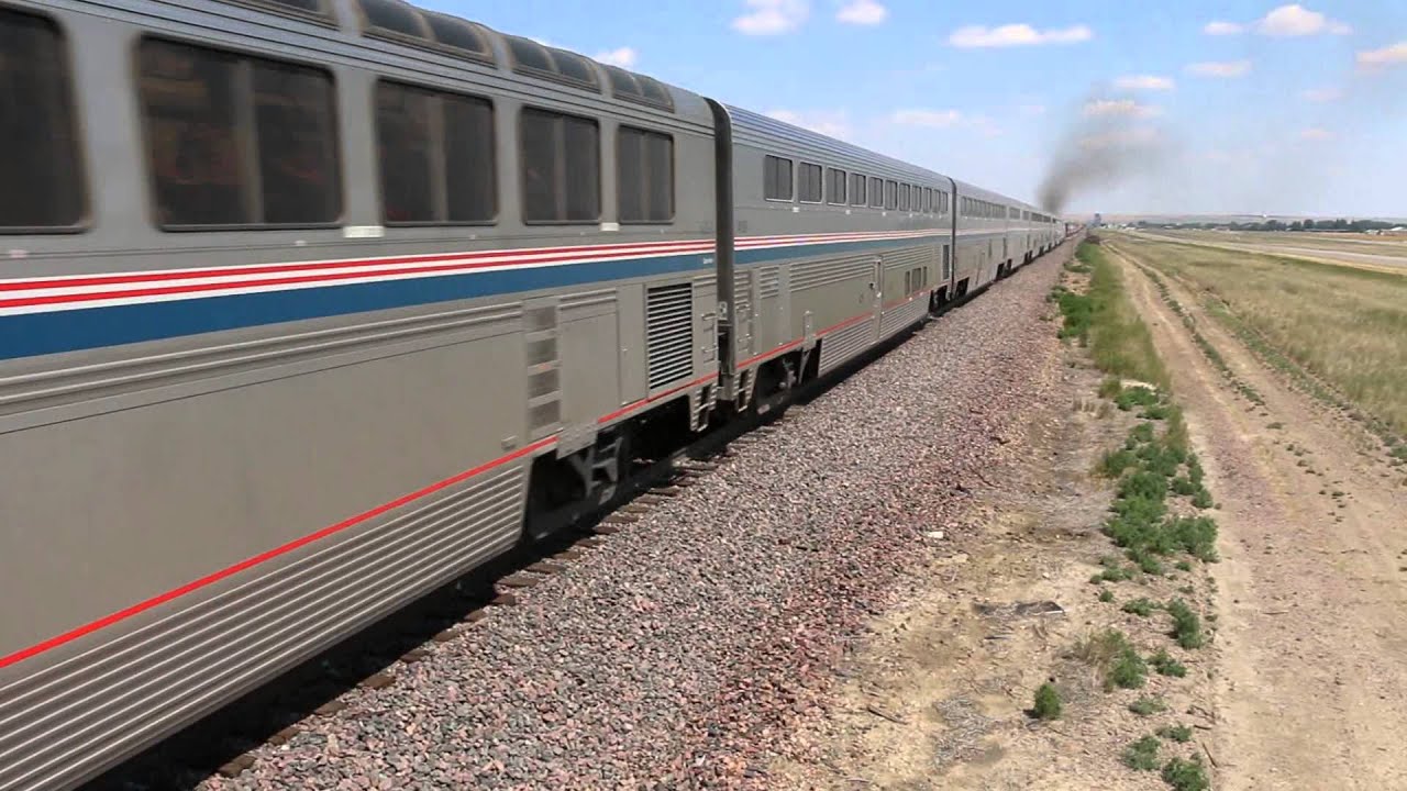 Amtrak Empire Builder Passing in Chester, Montana YouTube