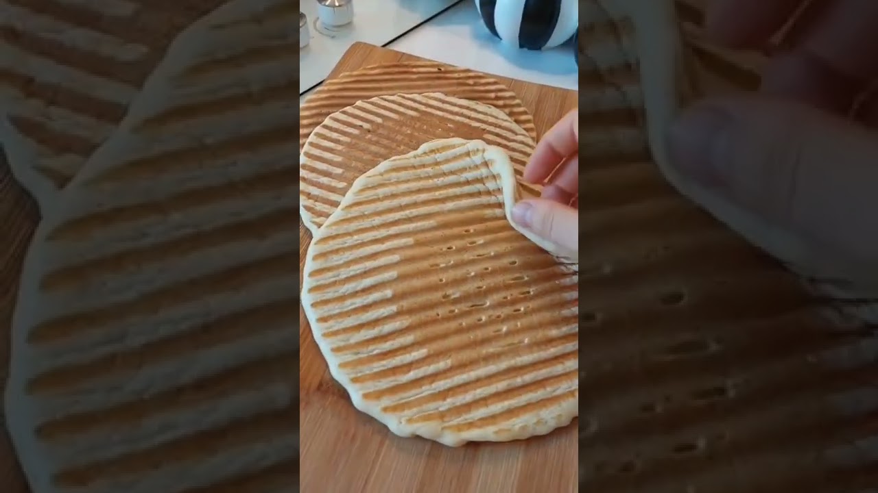 Tost makinesinde waffle yapmak #nasılyapılır #yemek #yemektarifleri #yemektarifi #yemekler #kesfet