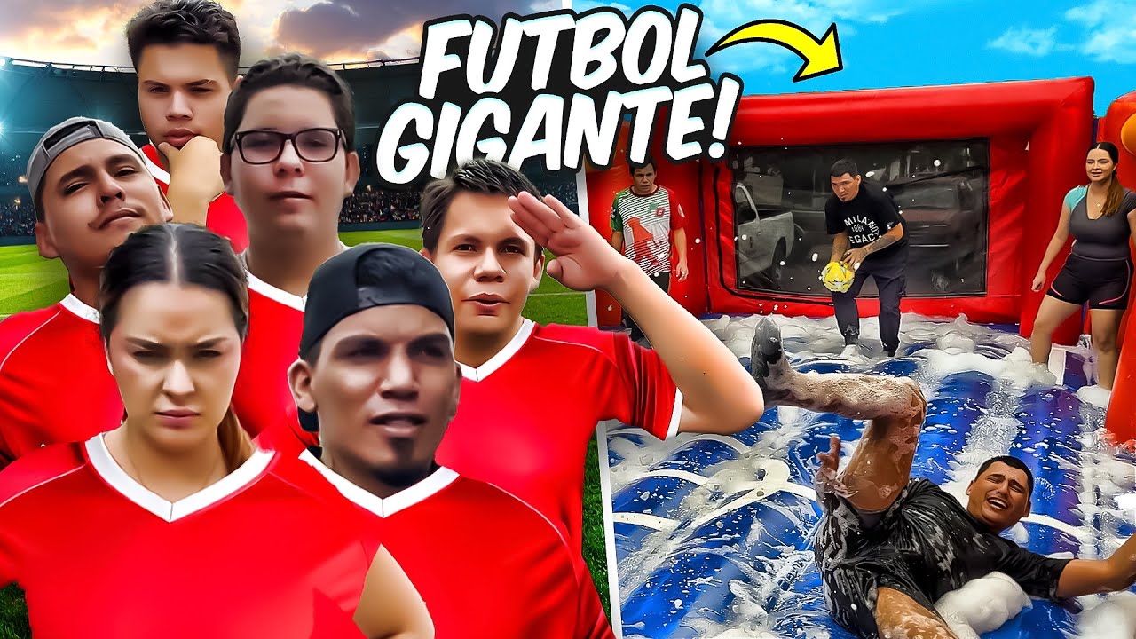 ¡FUTBOL ENJABONADO GIGANTE CON @Chuleychris! ⚽️💦🤪 // BRINCOLIN ULTRA MEGA ESPUMOSO 🔥