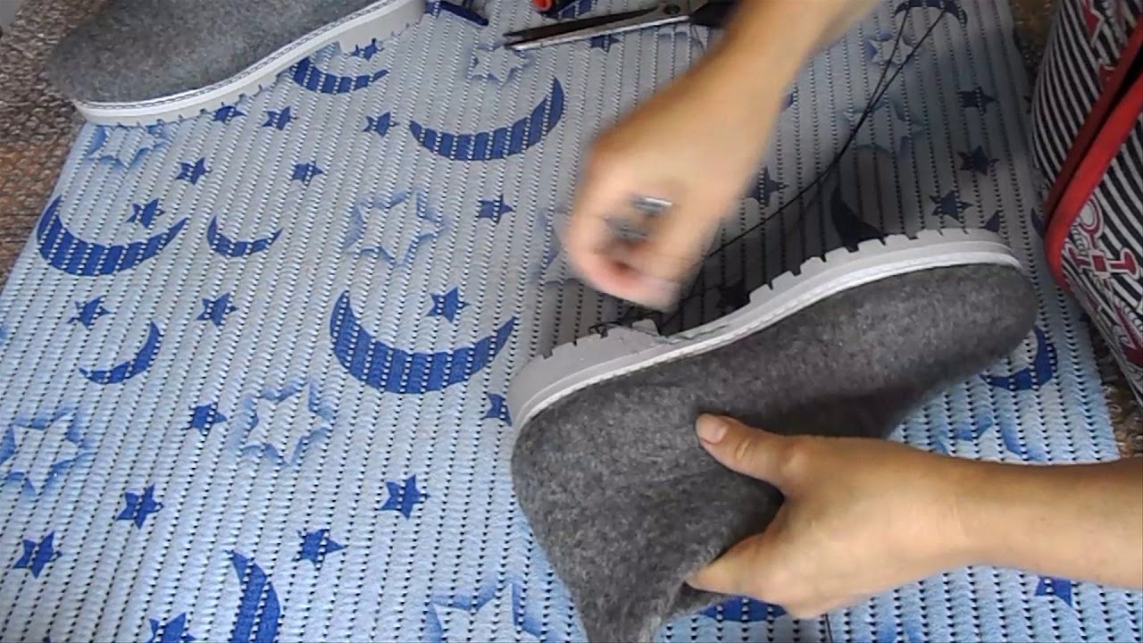 ни дня без валяния/продолжаю работу над серыми ботинками /пришиваю подошву