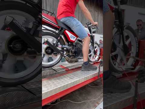 thumbnail image 2 of Ignition Contact Breaker Capacitor For Hercules Prima GT 2-5 Moped – No-Name 2 of 3