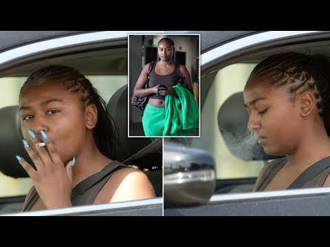Sasha Obama REACTS rudely to paparazzi exposing a photo of her smoking cigarette on the Streets.