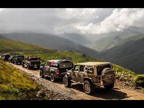 Путешествие по Кабардино-Балкарии на внедорожниках Jeep Gladiator, Jeep Wrangler и Dodge Ram.