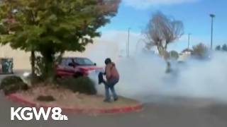 ICE agents deploy tear gas in Salem