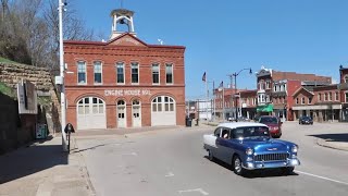 Small Town Life In Dubuque Iowa - Fourth Street Elevator / Incline Railway & Historic Clocktower