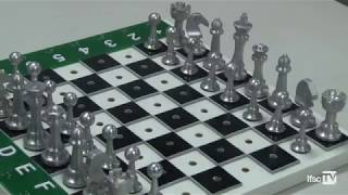 Jogo de xadrez Braille pinado - Tecnologia Assistiva