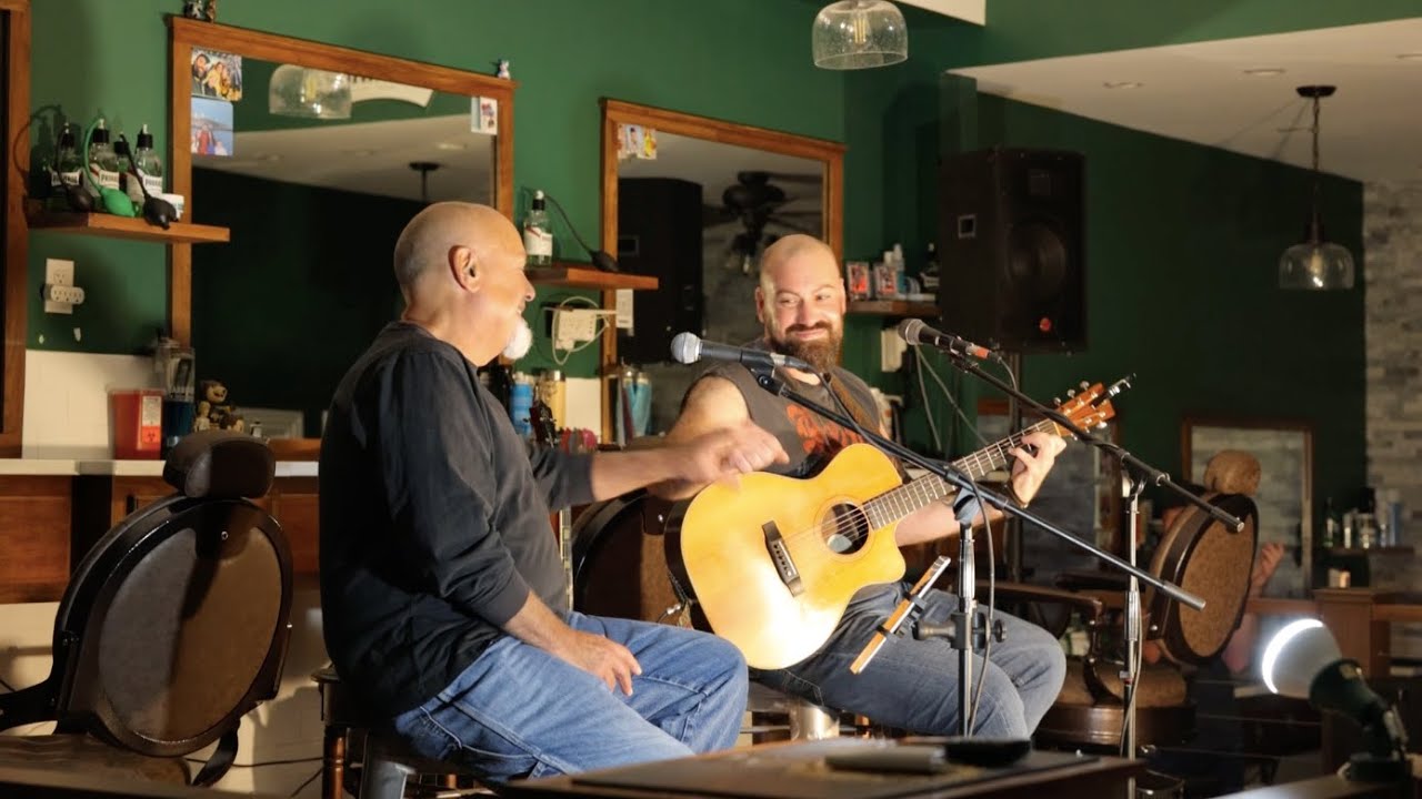 Lyle Divinsky Live at Razors Barbershop’s Fresh Cuts Concert