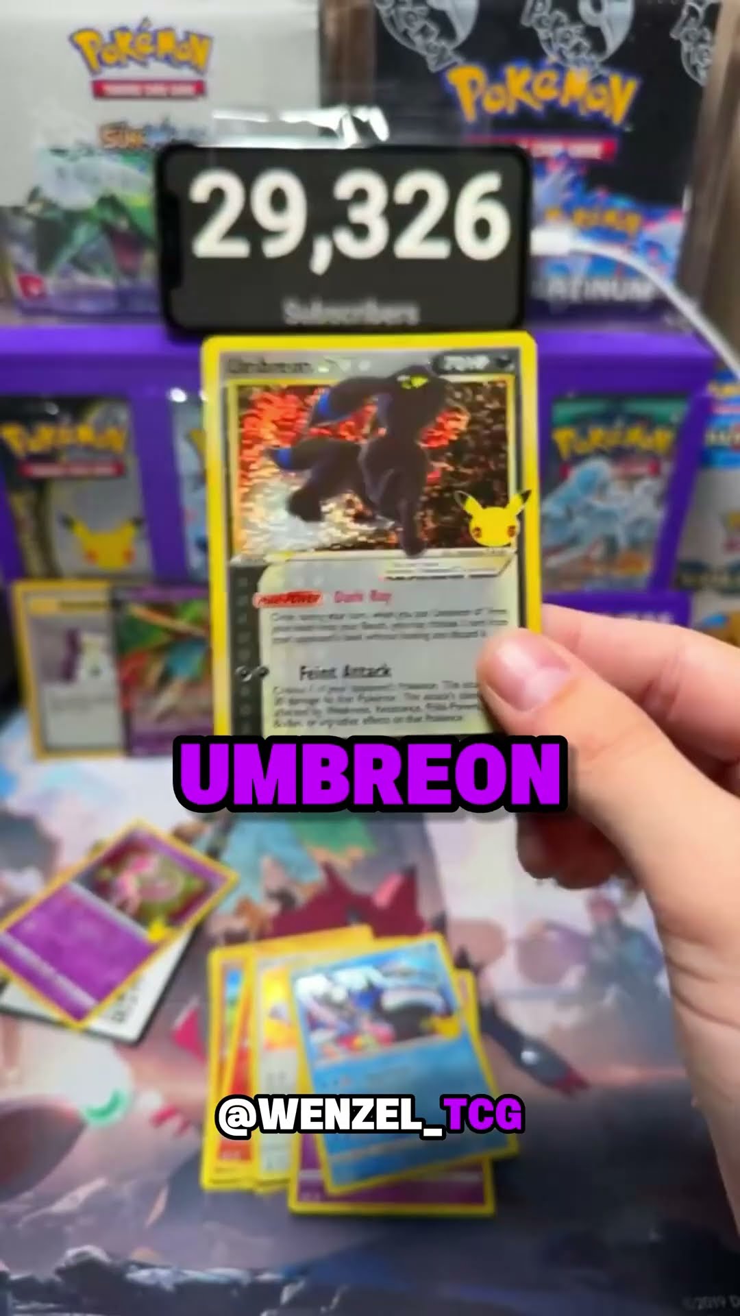 Wenzel TCG pulls the Umbreon ★ (Umbreon Star) from Unseen Forces