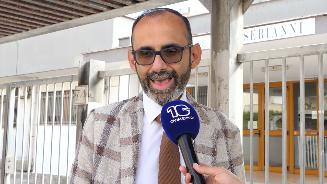 Ostia, il preside del Liceo Anco Marzio risponde ai genitori preoccupati - Canale 10