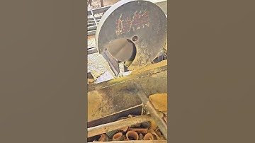 The process of cutting bamboo with a circular saw cutter1