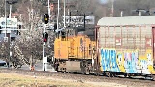 [HERITAGE UNIT ALERT! Amtrak River Runner, A monster 3 unit manifest & the CSX PAN-AM heritage unit!