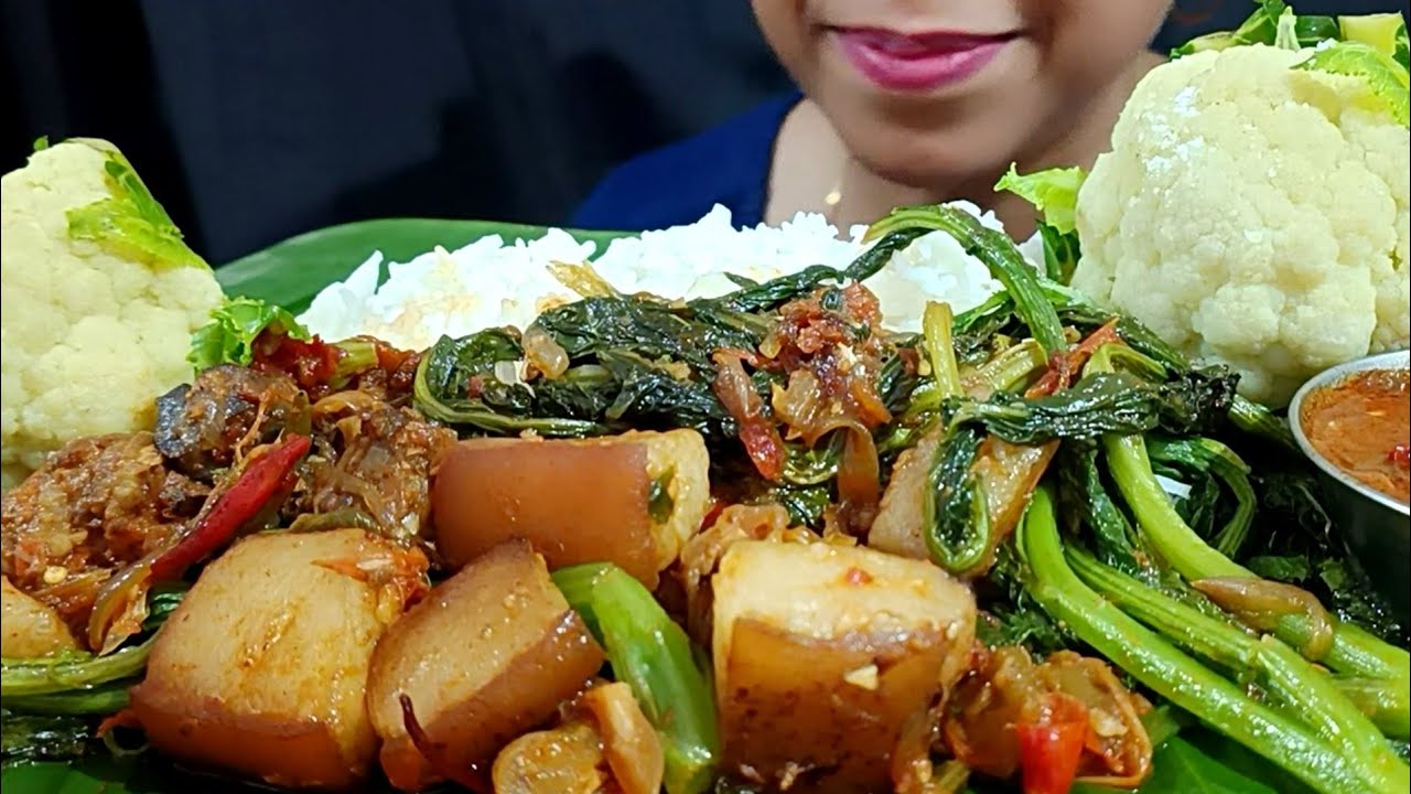 Eating porkbelly with musterd green // #eating #mukbang #asmr 