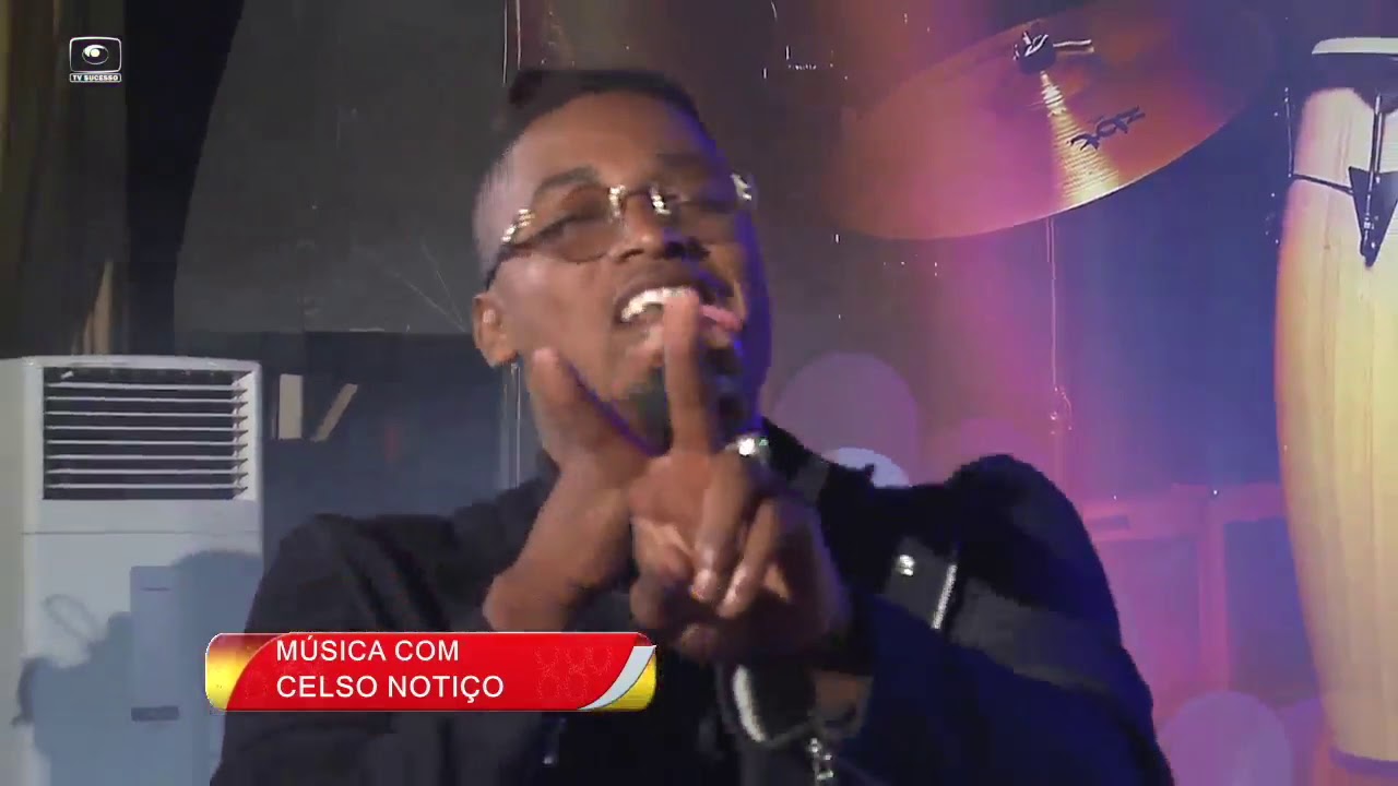 Celso Notico Traz Nova Musica No Mocambique Em Concerto Youtube