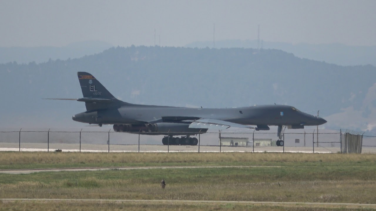 B1B Lancer departure, Ellsworth AFB, South Dakota, August 2017 YouTube