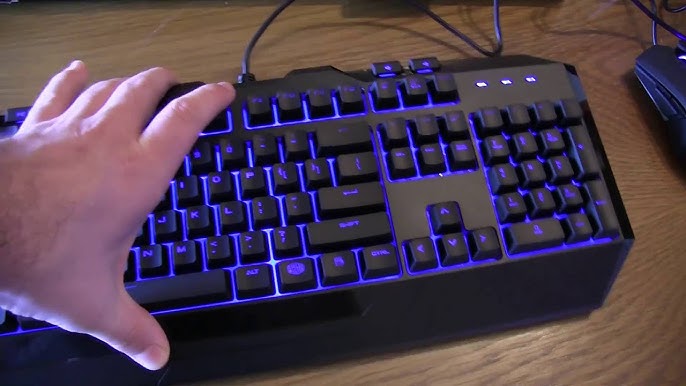 Lad os gøre det tunge spejder CM Storm Devastator Keyboard and Mouse Quick Review - YouTube