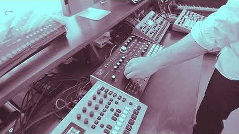 Analog four + Hydrasynth - Cent F4