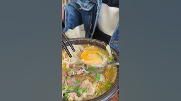 Bún Bò thố đá bốc khói một món ăn hấp dẫn ở Đà Lạt #lananhne a#quananngondalat