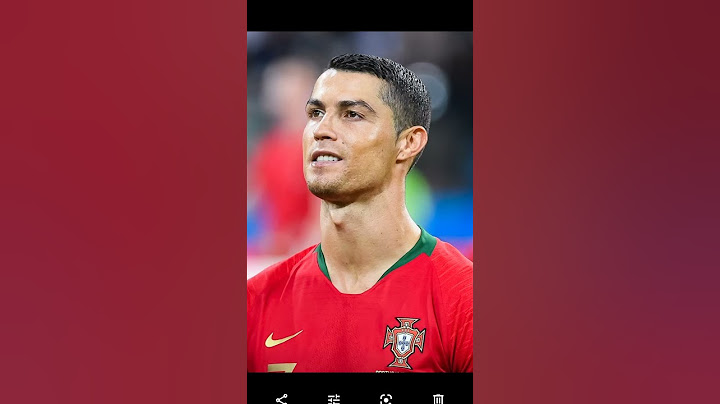 Πόσα λεφτά βγάζει ο Ronaldo?