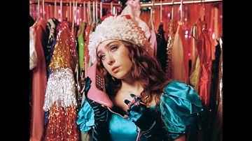 Thumbnail of Chappell Roan - Naked in Manhattan (Official Music Video)