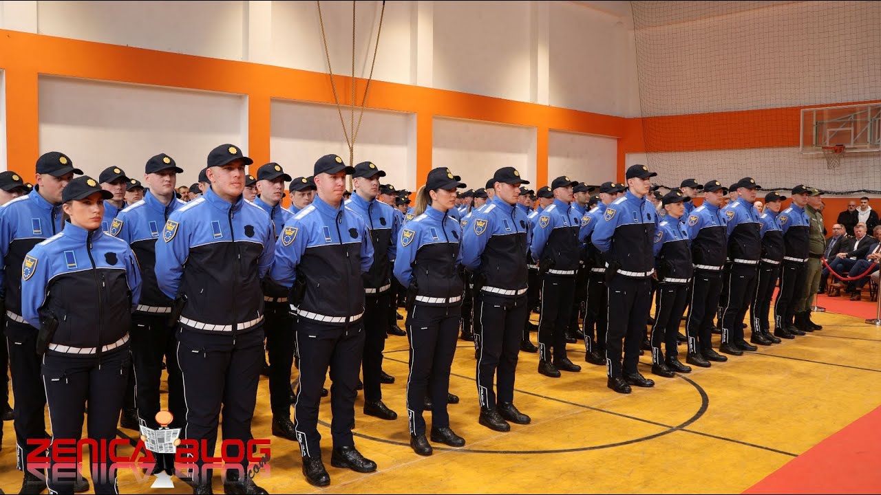 MUP ZDK bogatiji za 100 novih mladih policajaca – svečana zakletva i nove uniforme