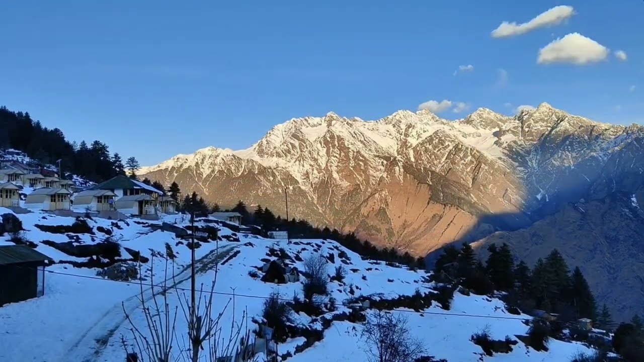 Joshimath Auli mein first snowfall in the year