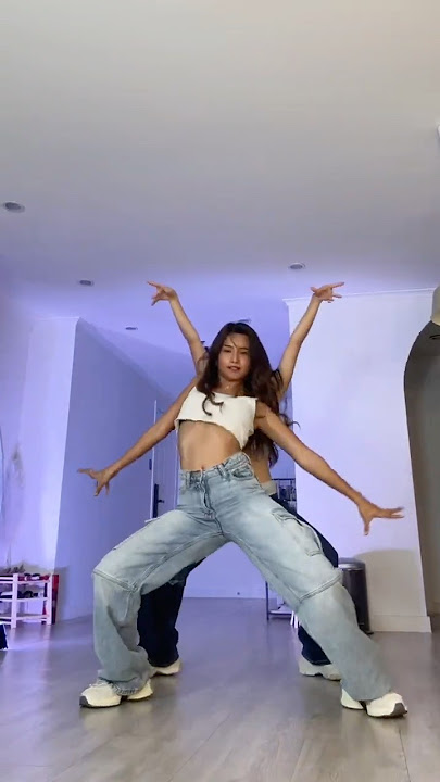 MONEY PULL UP DANCE CHALLENGE Asian Girl Version // KRISSHA   DASURI