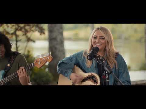 HunterGirl - Clockworks (Official Acoustic Video)