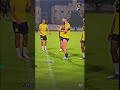 ضحكة بنزيما على ركضة كانتي