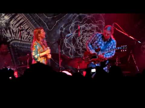 Derek Trucks & Susan Tedeschi Band ~ Space Captain