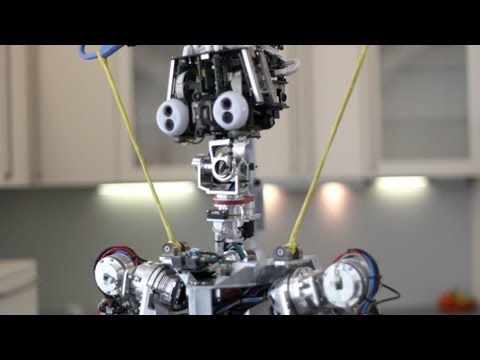 Video: Wie Baut Man Einen Roboter Zusammen?