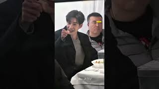 现场捕获一只开怀大笑的小星旭 – 希望他每天都这么开心! Caught Xiao Xingxu Laughing Out Loud – Hope He’s This Happy Every Day!