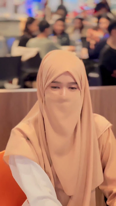 Senyum sendiri #cadar #annisabercadar #santri #gaksabar #muslimah #sorts #komedi