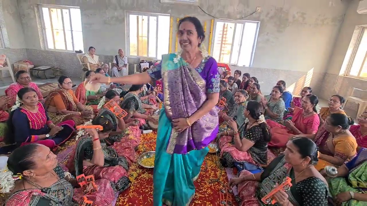 💐લખાણ સાથે 💐 શાંતાબેન કેટલું સરસ ભજન લાવ્યા 💐