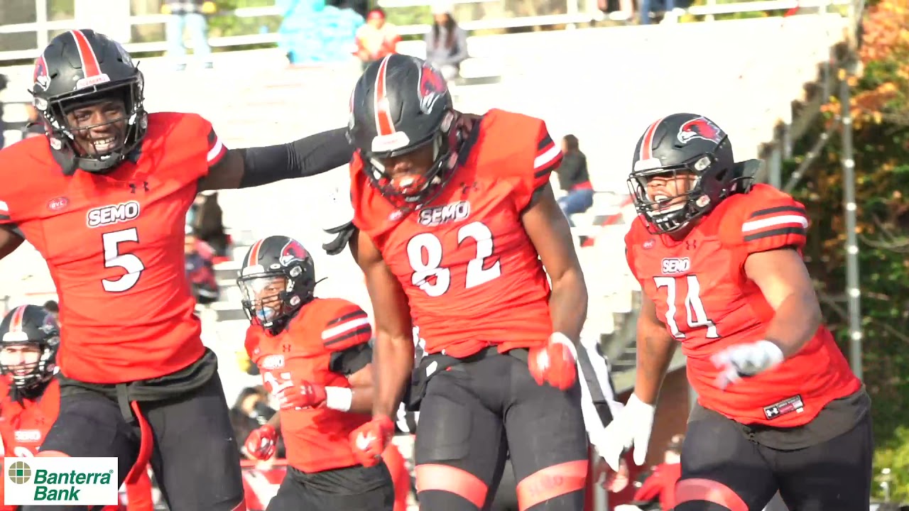 HIGHLIGHTS | SEMO Football upsets No. 8-ranked UT Martin 31-14 on Senior Day