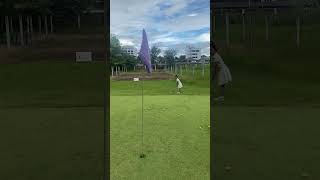 필드레슨을 나가기 이전 어프로치 연습 중! Practicing approach before going out for field lessons! Pimantip golf club!