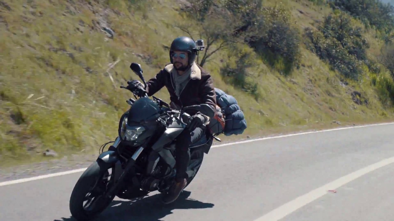 Bajaj Dominar - Born to sprint. Built to tour.