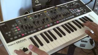 1. How to play funky synth bass - for bass players chords
