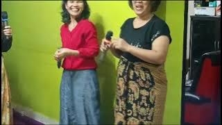 Marcus Holong Ala nyonya siburian
