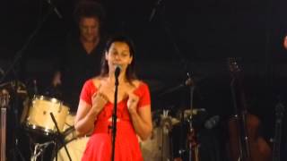 Rhiannon Giddens, &quot;Don&#39;t Let It Trouble Your Mind&quot;, 9/28/15, Wilmington