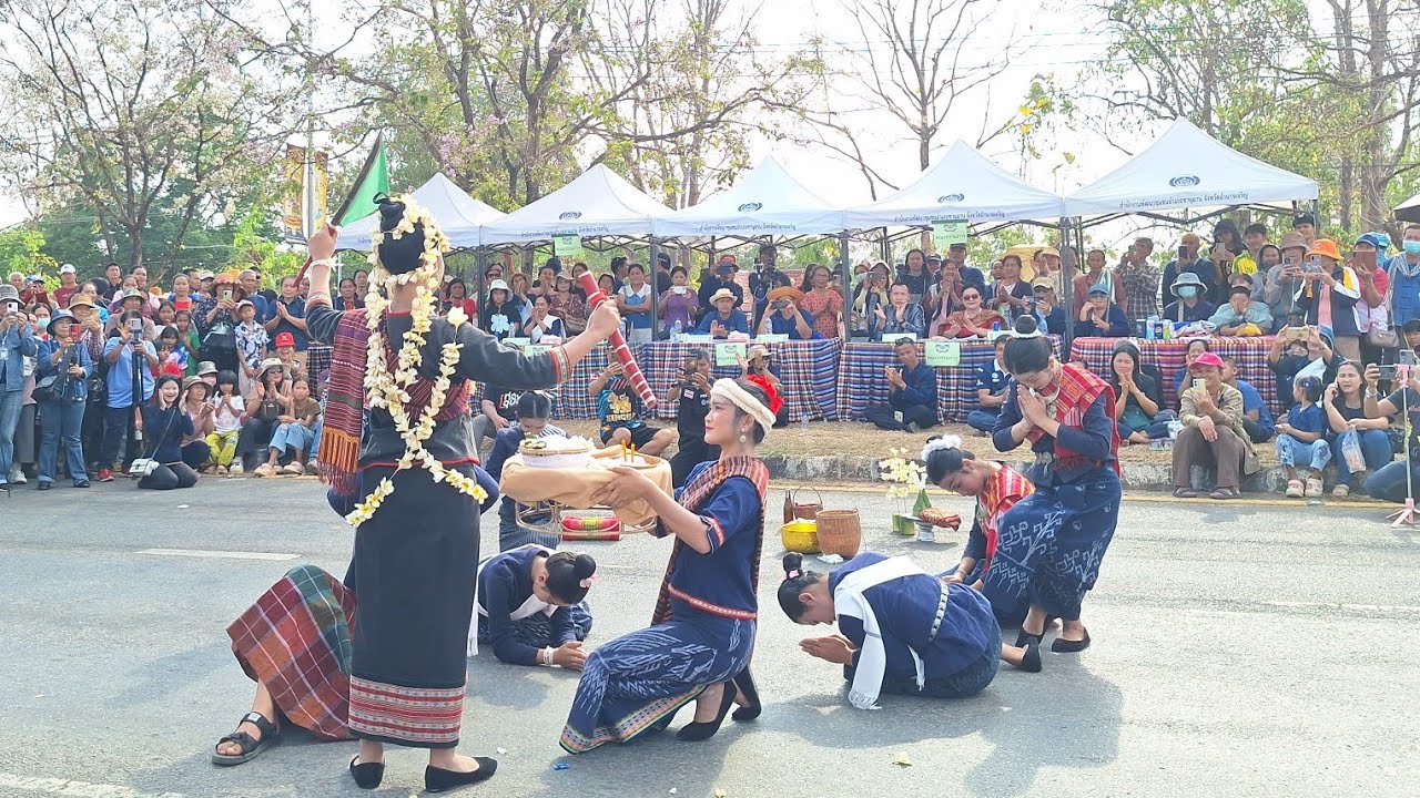 ขบวนฟ้อนนี้เบิ่งแล้วขนลุก😱 อลังการมากงานแห่ยักษ์ค🇹🇭