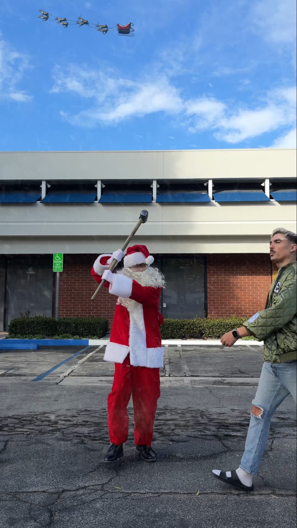 SANTA KICKS A$$!! Merrick \u0026 my #davidharbour tribute #christmas #vfx