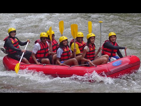 Video: Bekijk Hoe Barack Obama Zijn Vakantie Op Bali Doorbrengt