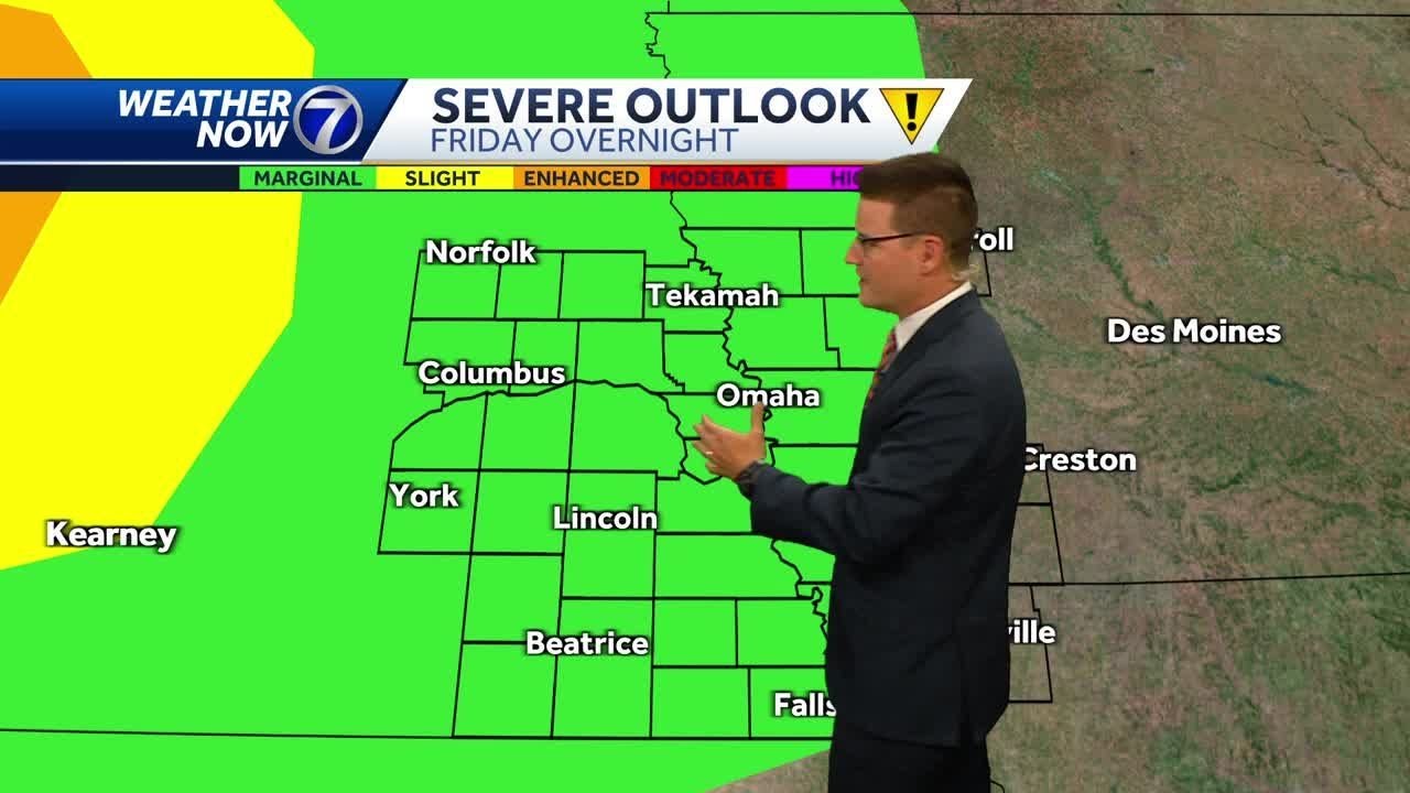 Hot Friday, storm chances go up Friday night - YouTube