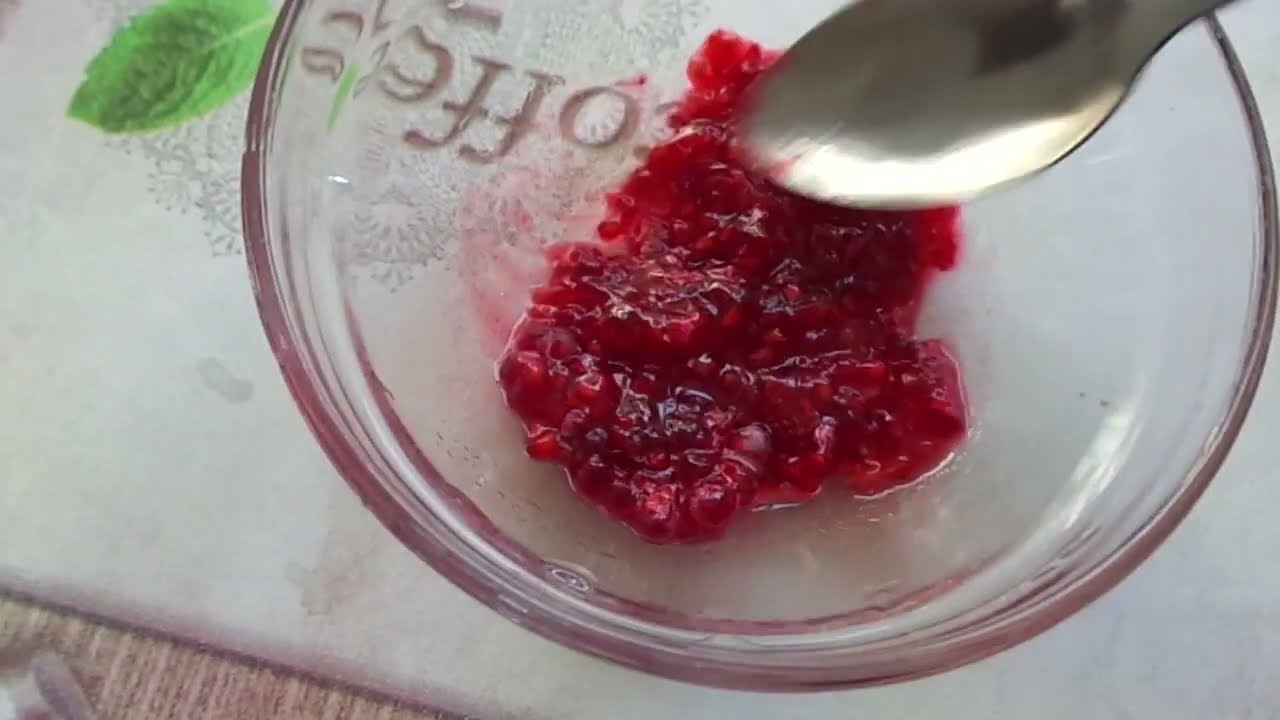 Как маски с малиной омолаживают и питают кожу фруктовыми кислотами. Все ингредиенты доступны всем.