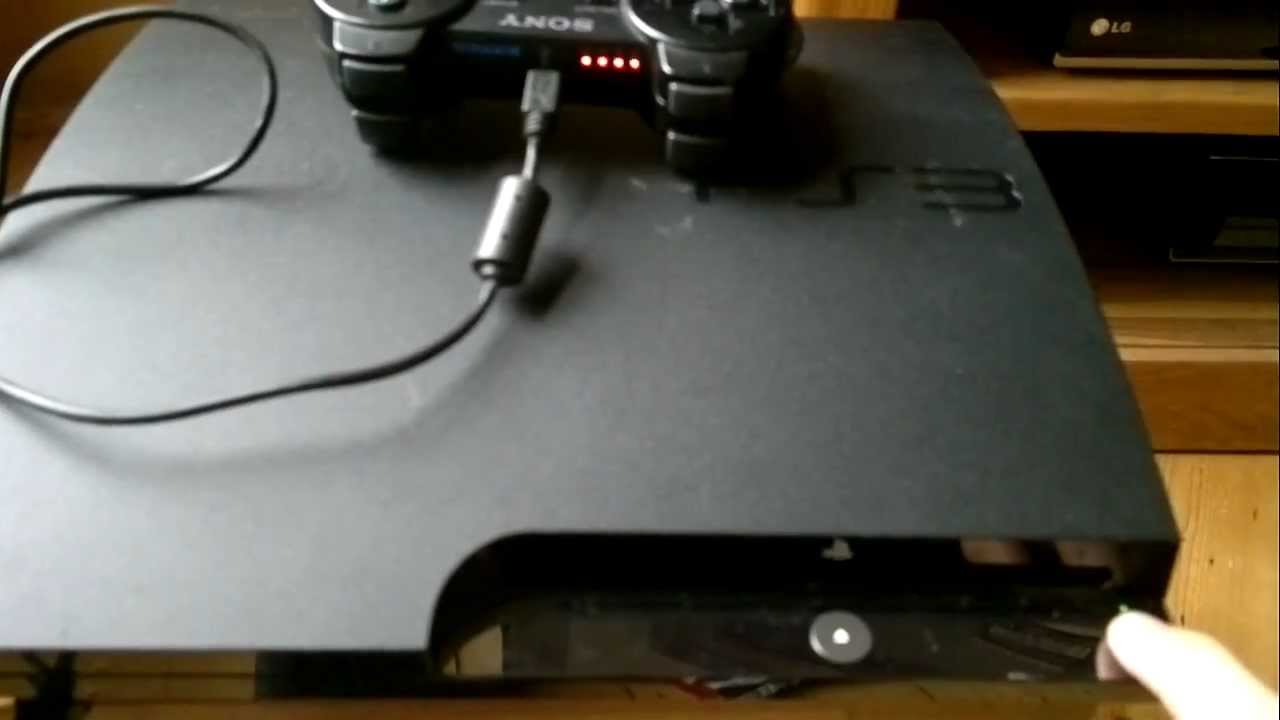 Ps3 черный экран. Ps3 Slim свет. Кнопка ресет ps3.